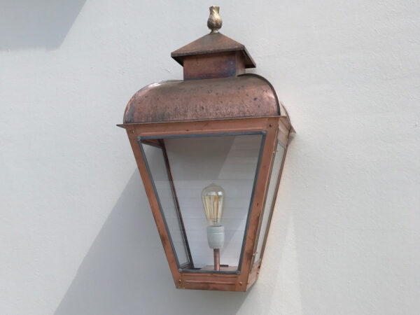 Wandlamp groot de perfecte buitenverlichting voor een villa of landhuis